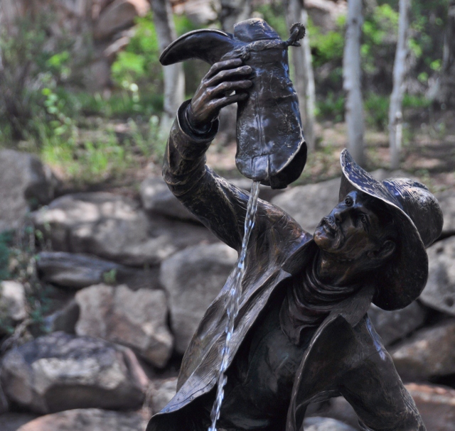 Cowboy sculpture along Riverwalk